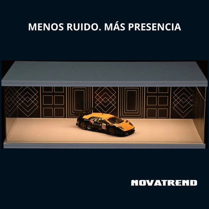 Showroom LED Pro 1:64 – Diorama Premium con Iluminación Ajustable